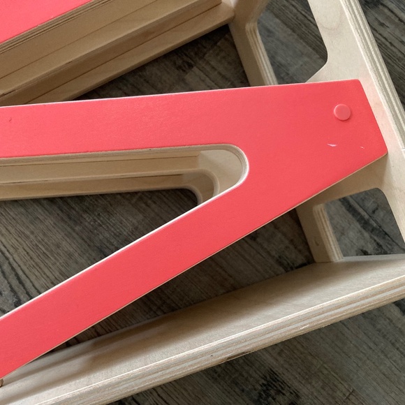 Lovevery Car Ramp with Cars and a Book - Picture 4 of 7